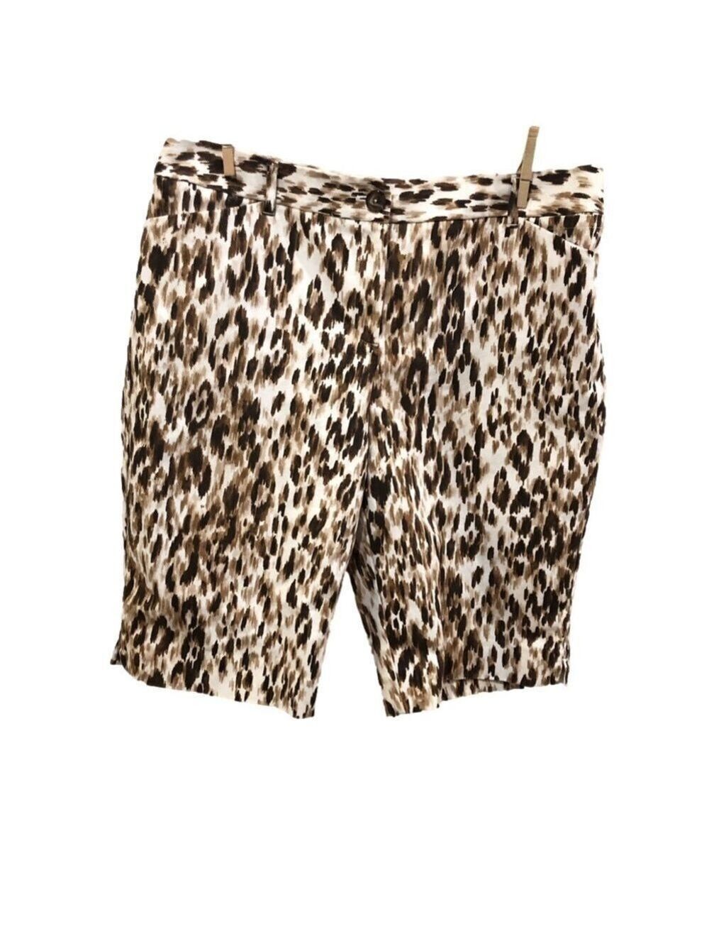 Chico’s animal print cropped pants/shorts. Cotton and elastane. Size 2